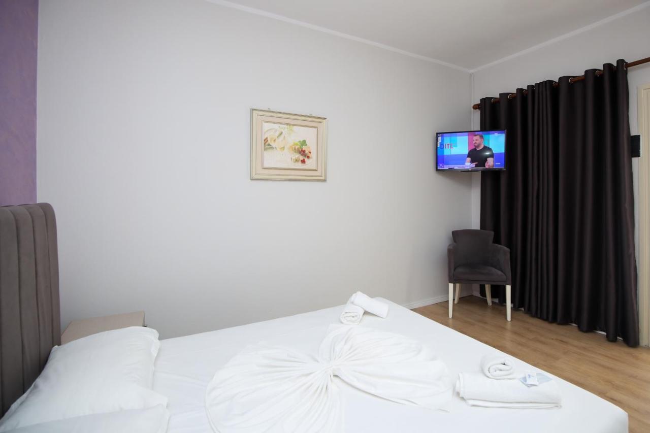 Skyhill Boutique Hotel Vlore Exterior photo