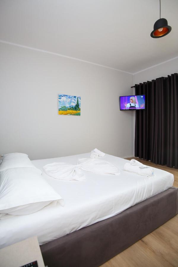 Skyhill Boutique Hotel Vlore Exterior photo